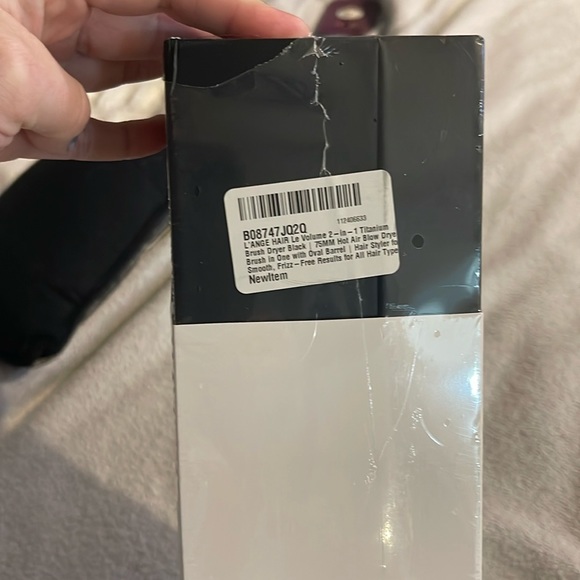 Hair dryer -  titanium brush dryer - Picture 2 of 3